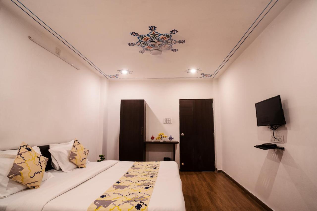 Tripli Arunoday Palace 3* Udaipur